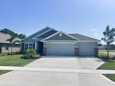 5747 Waterstone Boulevard, Fort Pierce – Single Family Residence for sale