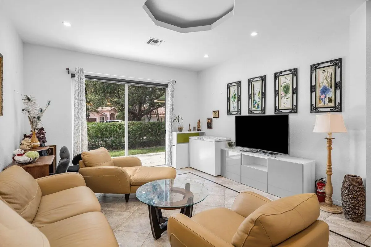 007-5563Northwest41stAvenue-CoconutCreek at 5563 NW 41st Avenue, Coconut Creek