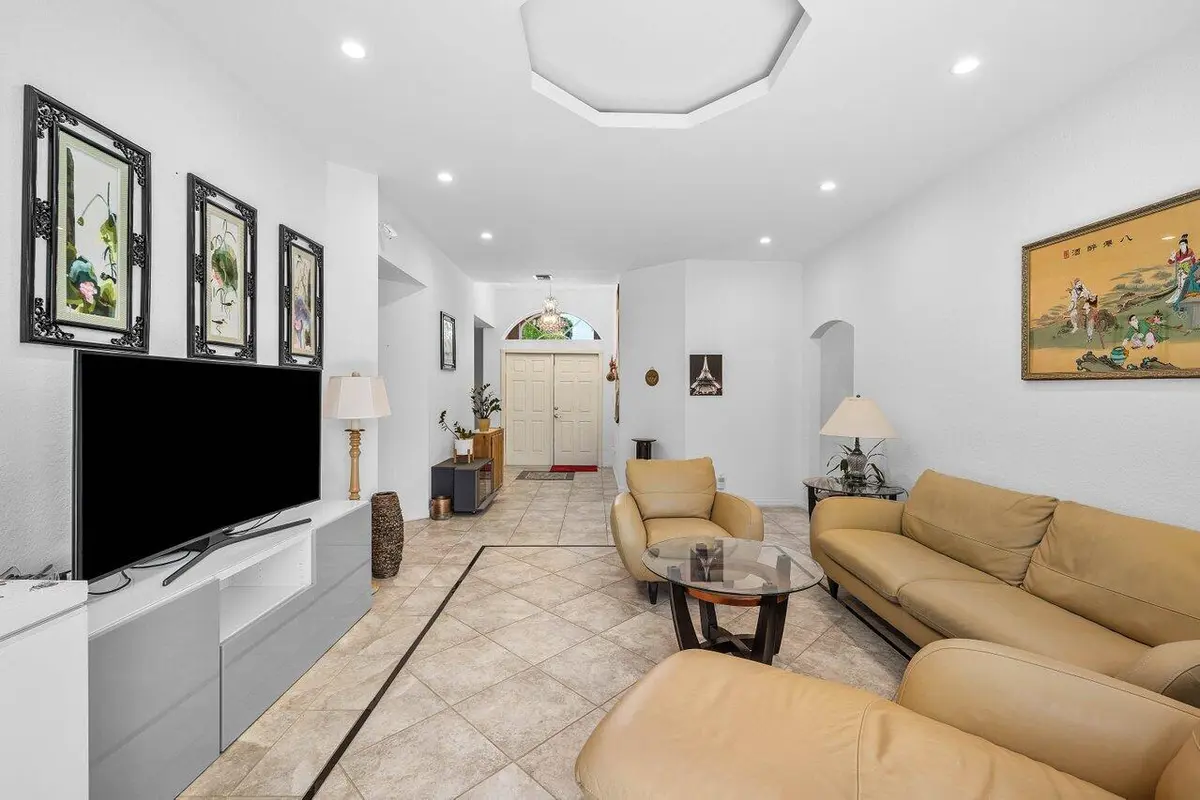 008-5563Northwest41stAvenue-CoconutCreek at 5563 NW 41st Avenue, Coconut Creek