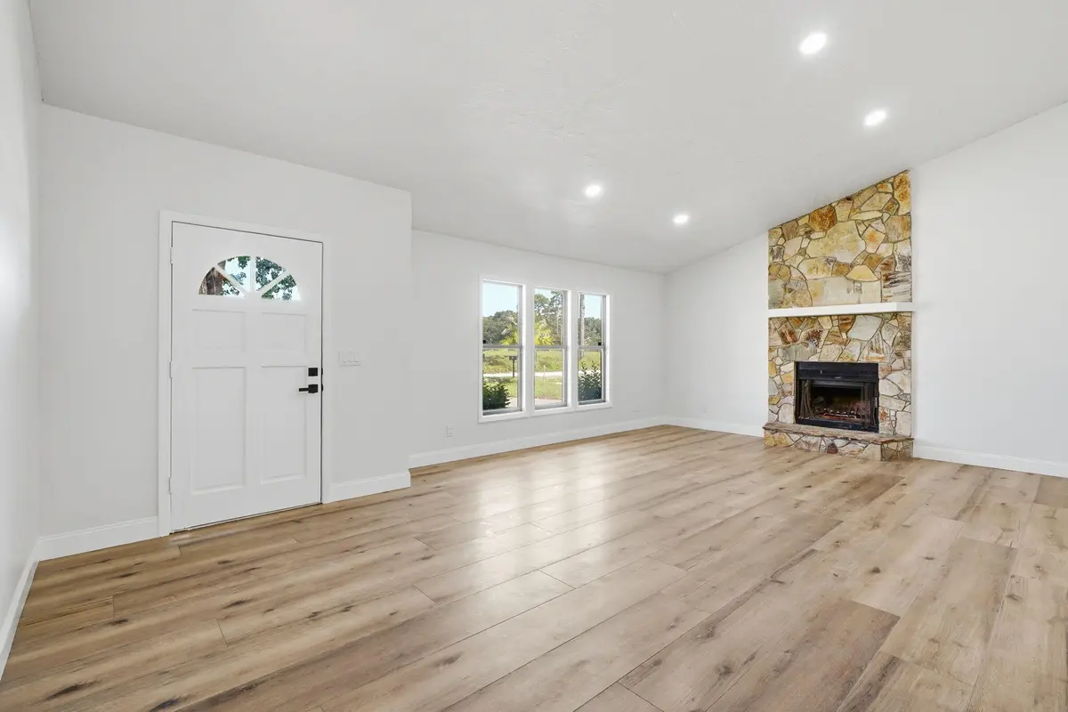 6-web-or-mls-306-24th-ave at 306 24th Avenue, Vero Beach