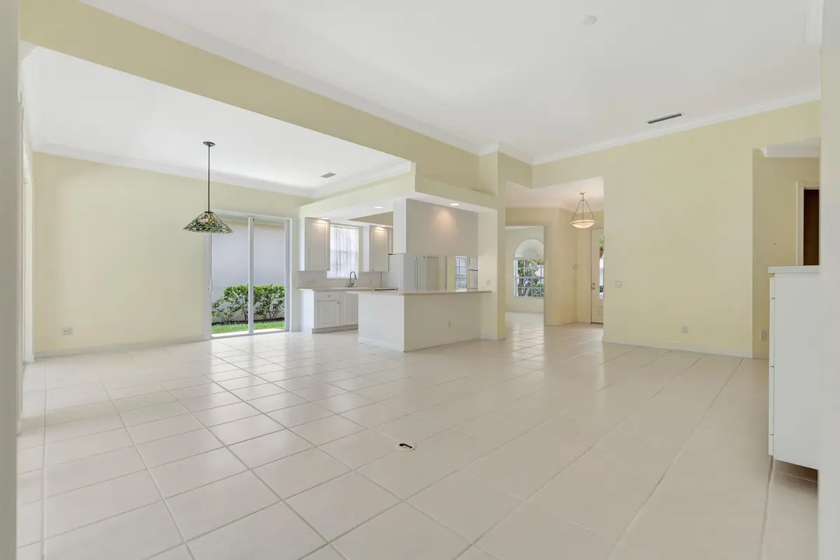 _MLP8516 at 8894 SE Retreat Drive, Hobe Sound