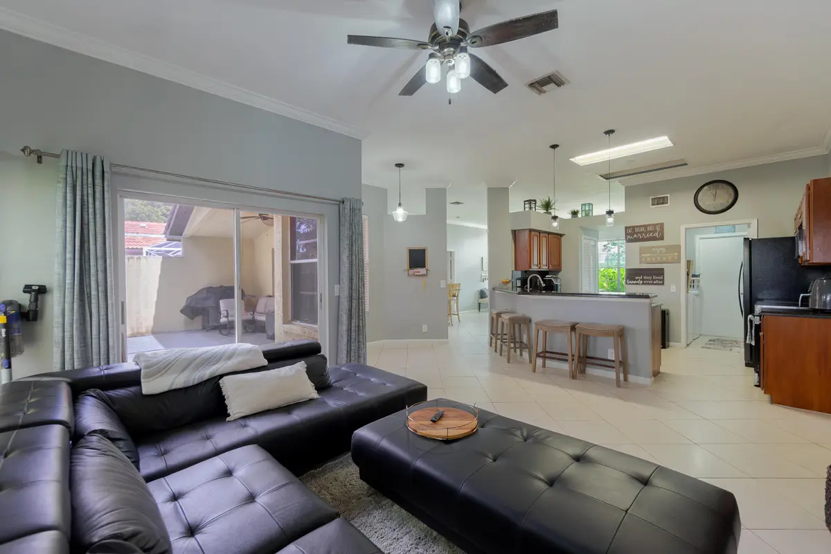 19-print-DSC06413 at 149 Cove Road, Greenacres