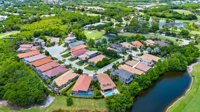 771 SW Pebble Lane, Palm City – Single Family Residence for sale