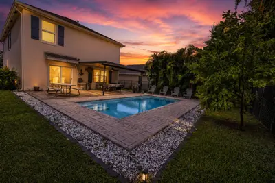 3758 Whitney Park Lane, Greenacres – Single Family Residence for sale