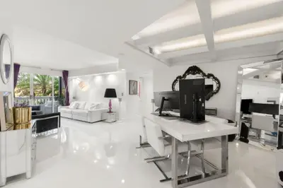 1000 Island Boulevard 305, Aventura – Condominium for sale