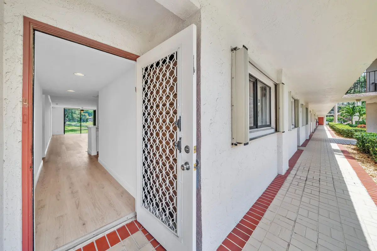 2 Catwalk (1) at 15075 Witney Road 108, Delray Beach