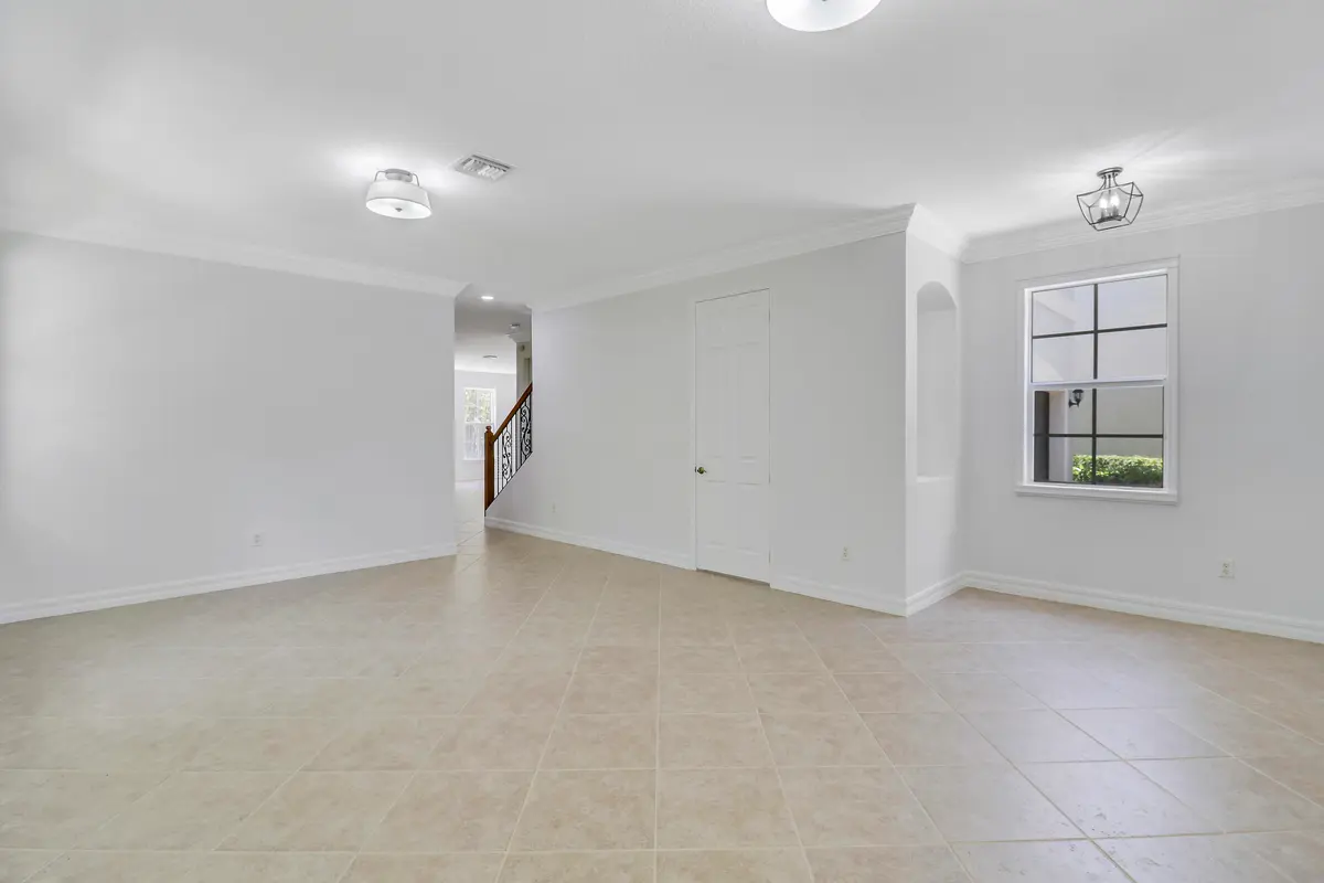 LR alternate view towards Lrg Great Room at 112 Dunmore Drive, Jupiter