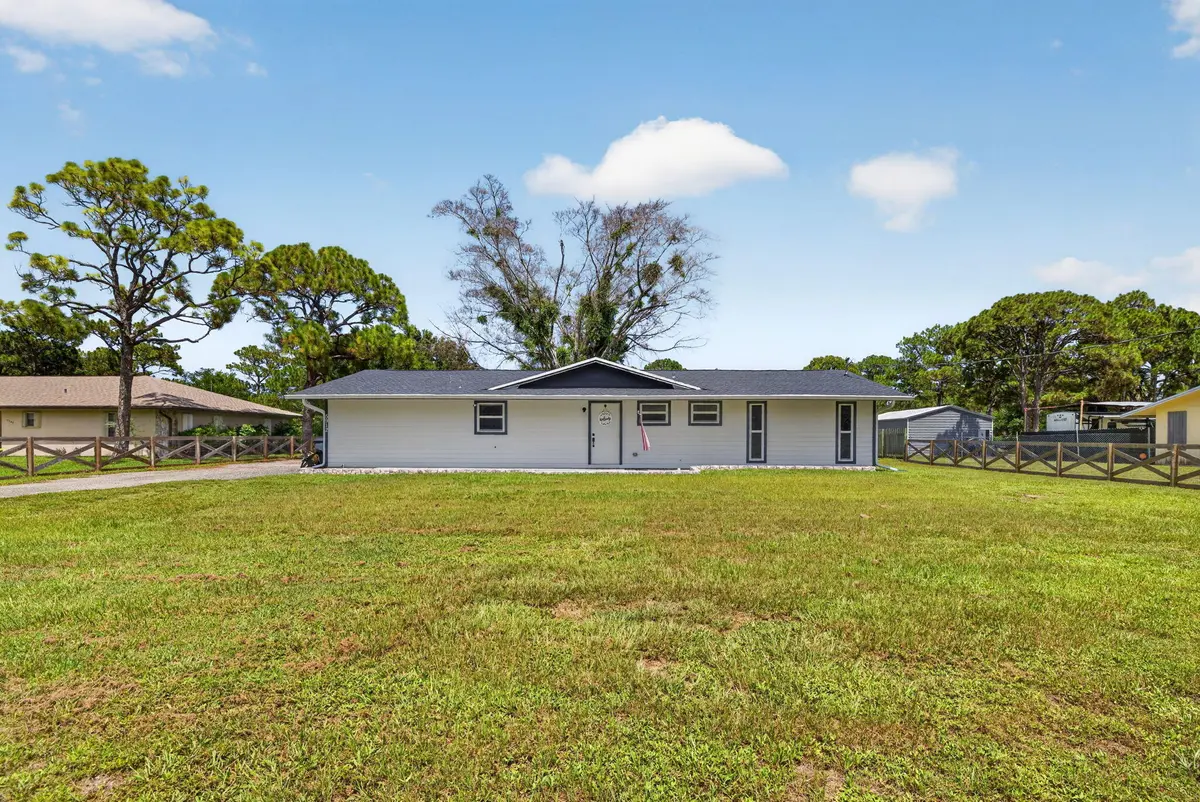 3-web-or-mls-3A5A1391 at 5912 Pinetree Drive, Fort Pierce