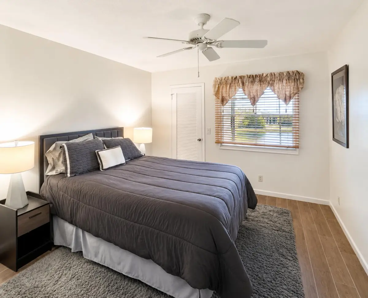 4032 newcastle b primary at 4032 Newcastle B, Boca Raton