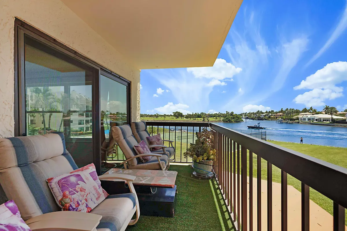 374 Golfview Road Unit 205-32 at 374 Golfview Road 205, North Palm Beach