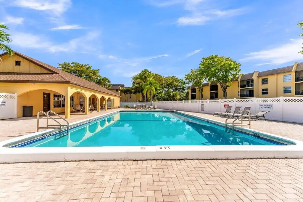 41_1024px at 460 NW 20th Street 2100, Boca Raton