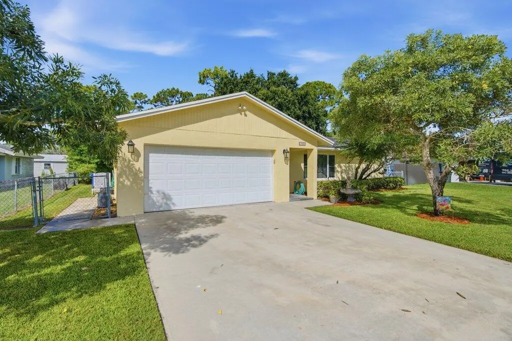 DSC01265.jpg-SMALL at 108 Gibraltar Street, Royal Palm Beach