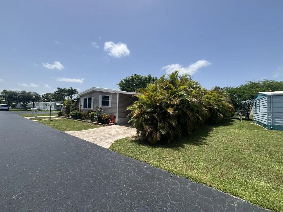 fcd05787-8306-4dfc-a817-3b3790d5ff2c at 6700 NW 45th Avenue S-7, Coconut Creek
