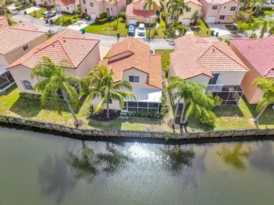 1058 SE 6TH Court, Dania Beach – Single Family Residence for sale