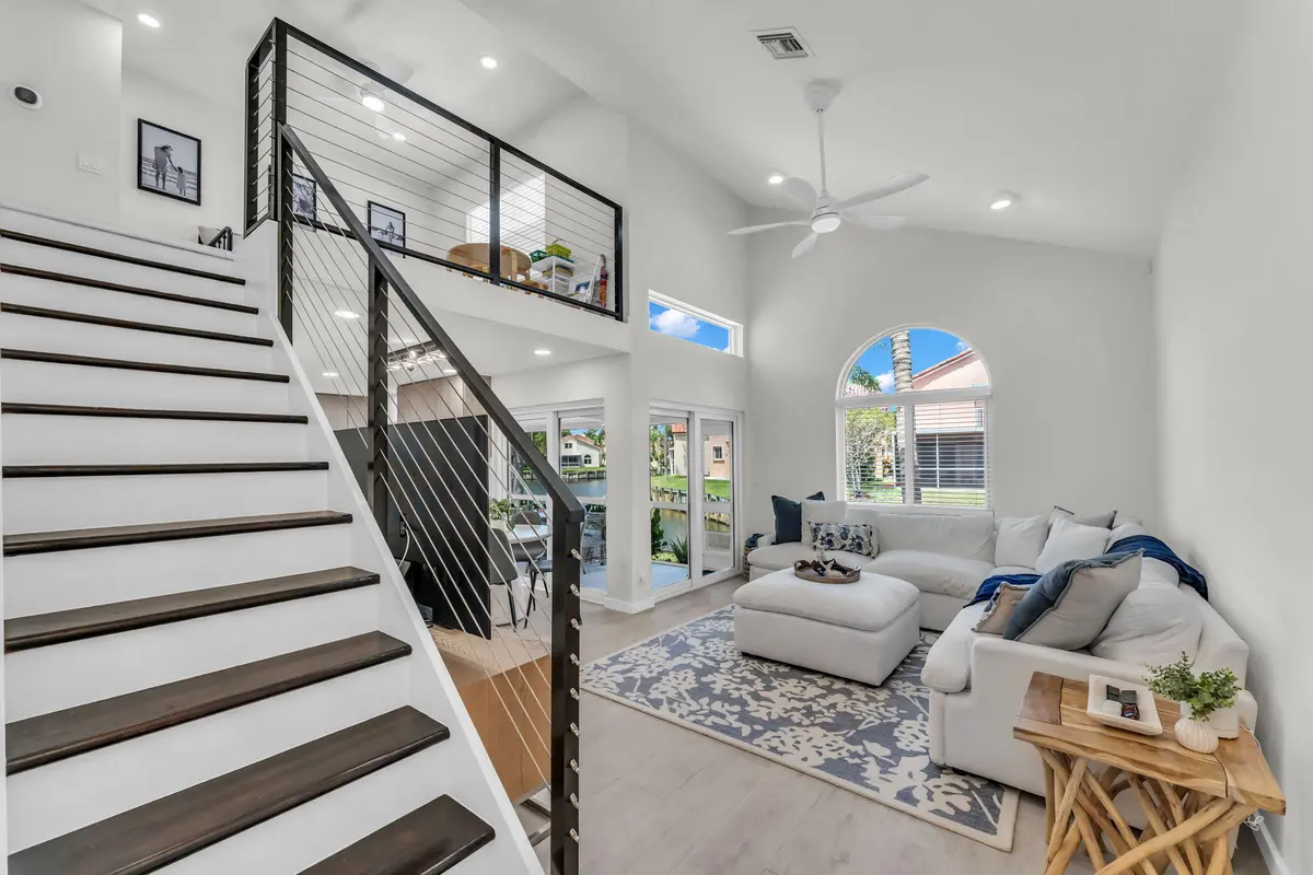 59-web-or-mls-DON08245 at 1058 SE 6TH Court, Dania Beach