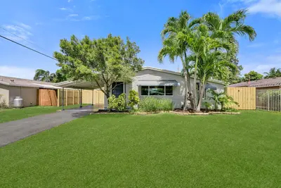 5940 NE 2nd Avenue, Oakland Park – sold