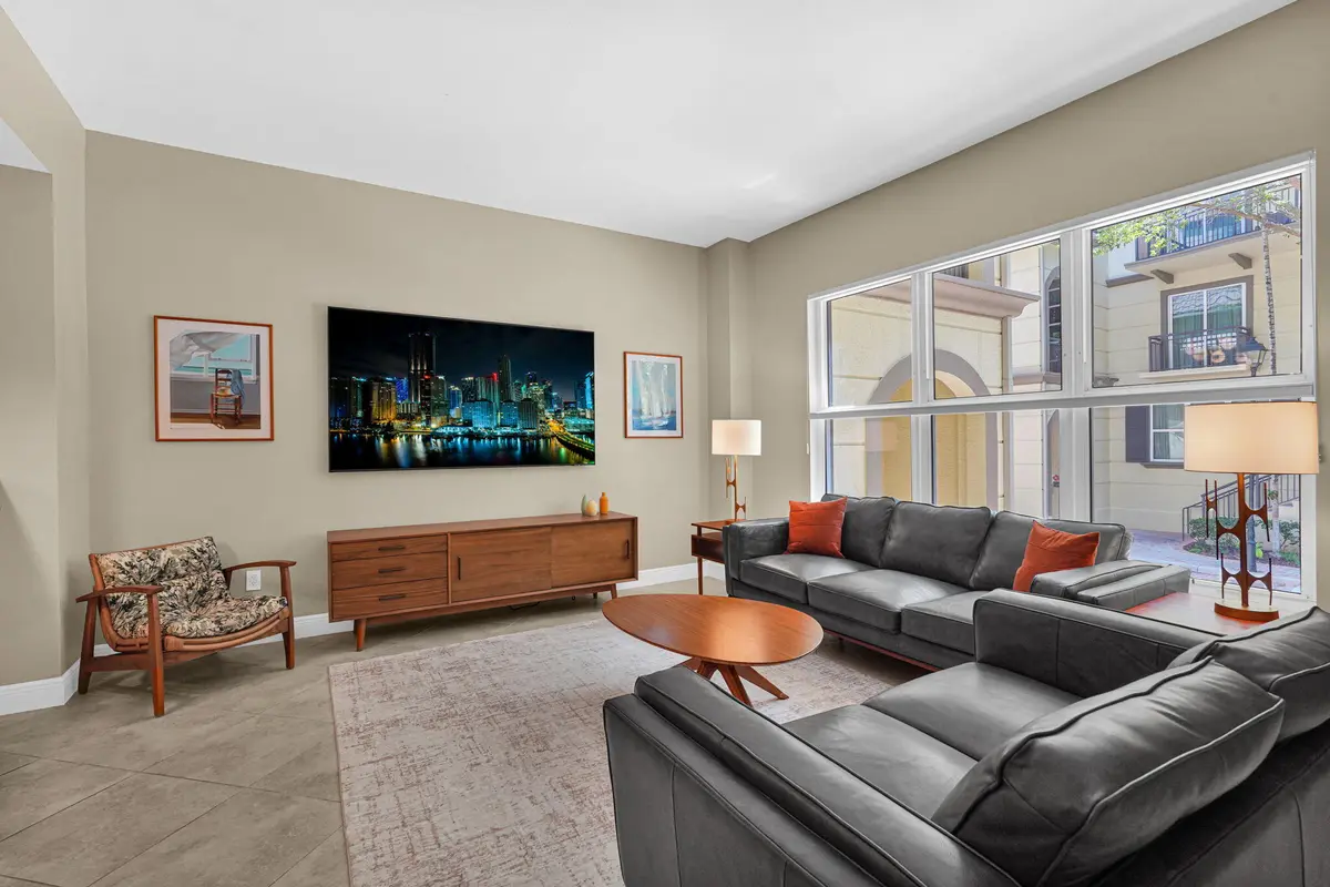 33-web-or-mls-DSC03755 at 2601 NE 14th Avenue 115, Wilton Manors