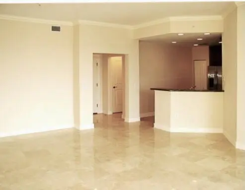 389-5 at 16100 Emerald Estates Drive 389, Weston