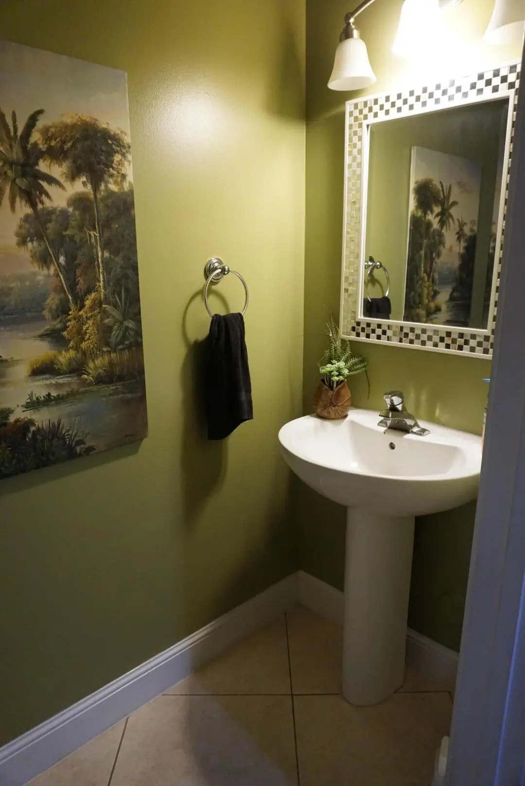 Downstairs 1/2bath at 1365 SE 3rd Avenue, Pompano Beach