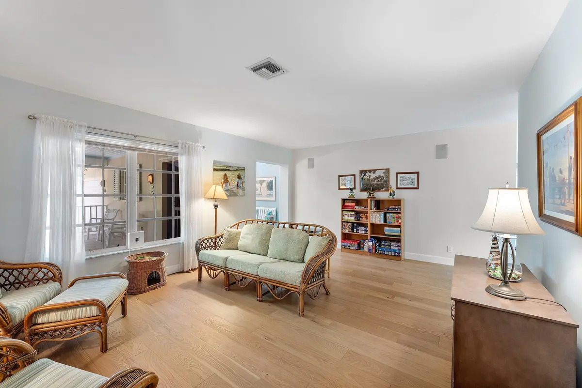 Living Area at 414 S Atlantic Drive, Lantana