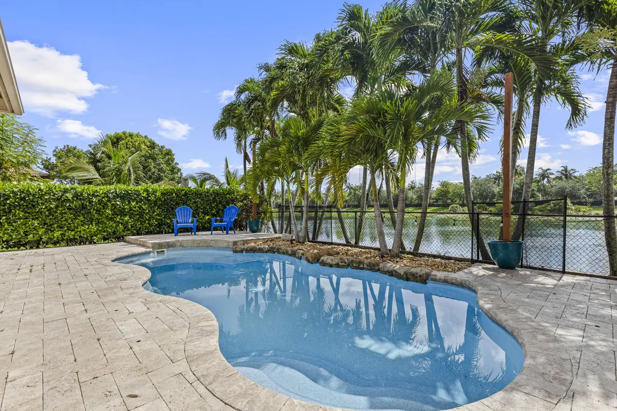 56-web-or-mls-_V7A8120Topaz at 455 Cresta Circle, West Palm Beach