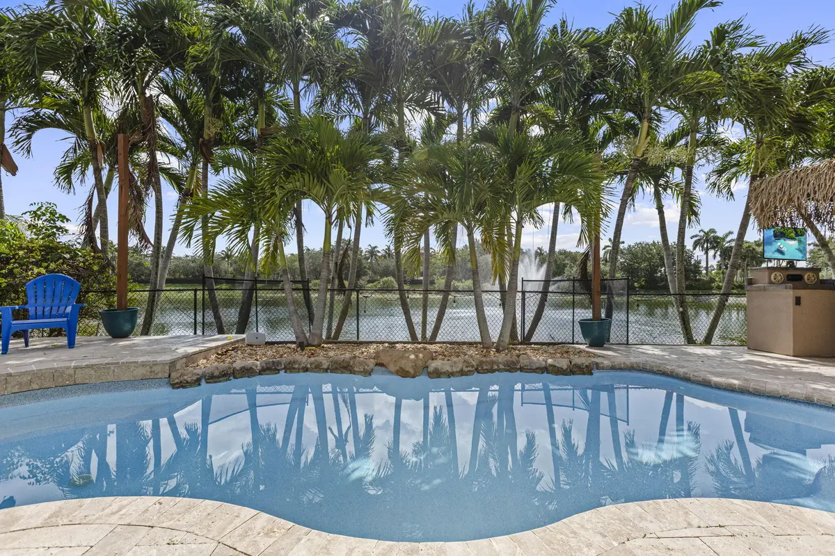 57-web-or-mls-_V7A8125Topaz at 455 Cresta Circle, West Palm Beach