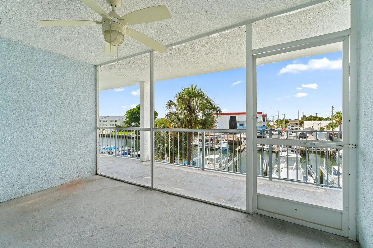 034-108ParadiseHarbourBlvd-314-NorthPalm at 108 Paradise Harbour Boulevard 314, North Palm Beach