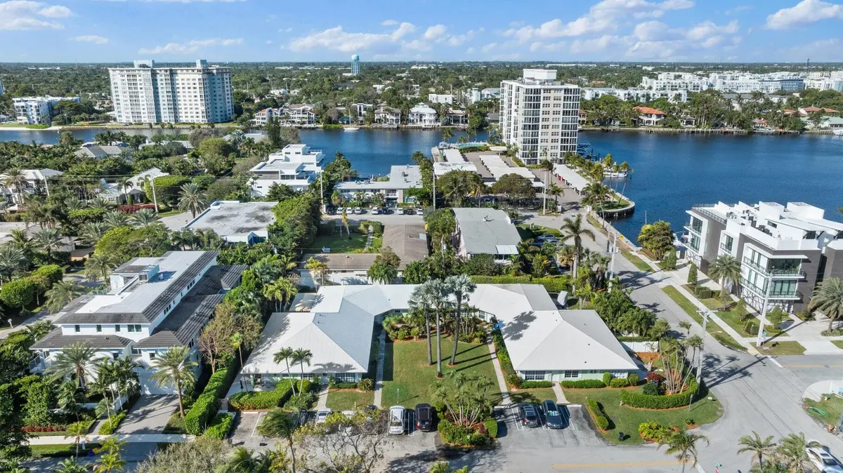 20241208150157050675000000-o at 410 Venetian Drive, Delray Beach