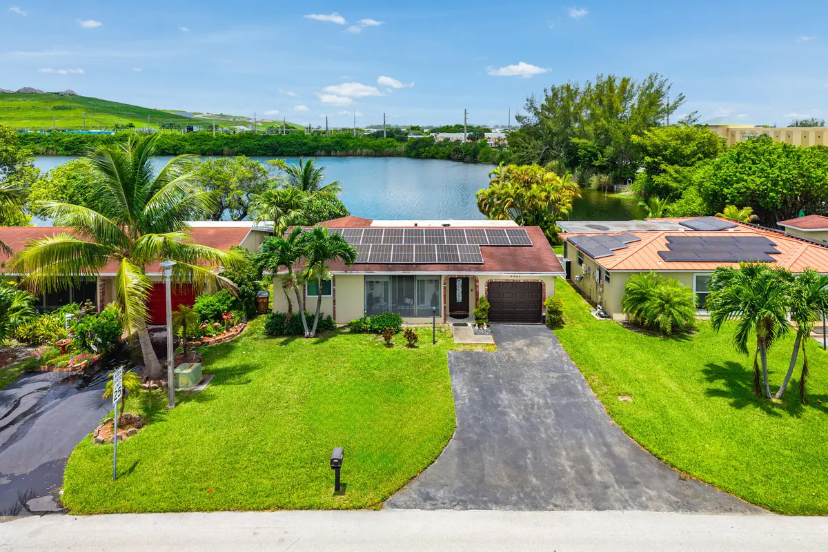 041-4901Northwest18thAvenue-PompanoBeach at 4901 NW 18th Avenue, Deerfield Beach