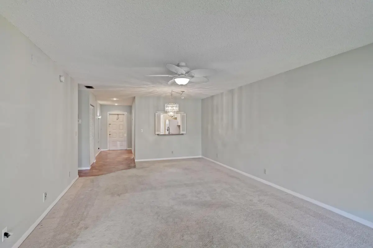 Undetermined at 2910 SW 22nd Circle 212d, Delray Beach