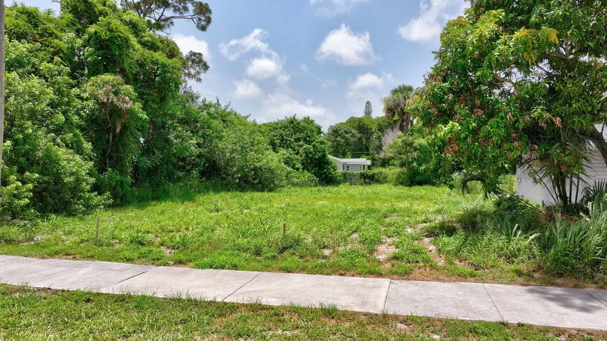 3-web-or-mls-DJI_20260620045737_0001_D_2 at 5684 SE 45th Avenue, Stuart