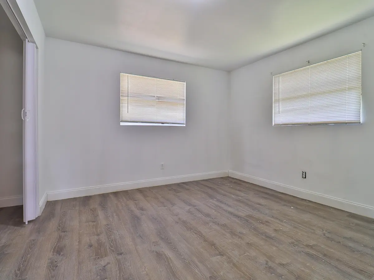3024 16 at 3024 W Dixie Boulevard, Fort Pierce