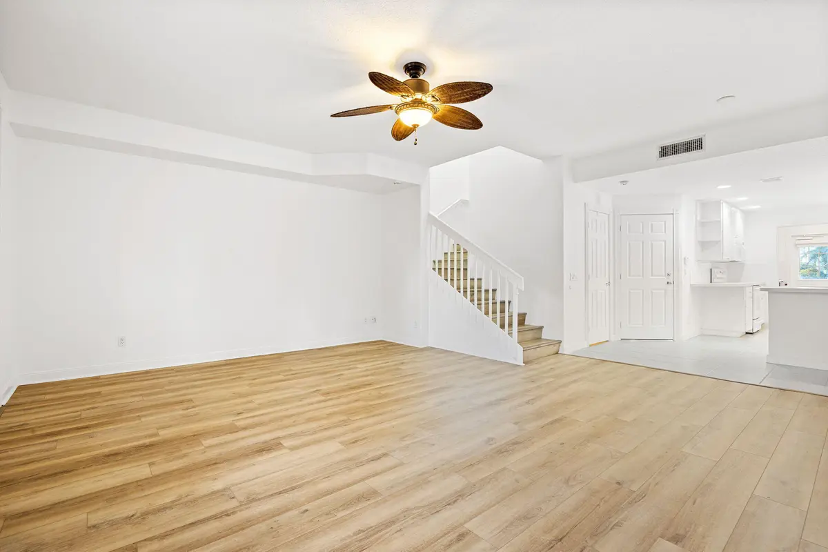 5-web-or-mls-6R5A8745 at 2889 E Community Drive, Jupiter