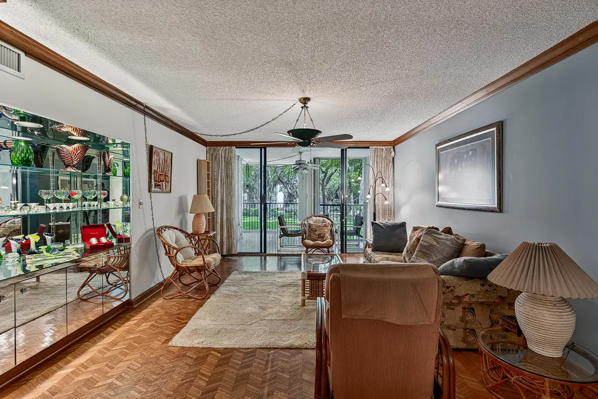 riesgo-10 at 2818 N 46th Avenue K387, Hollywood