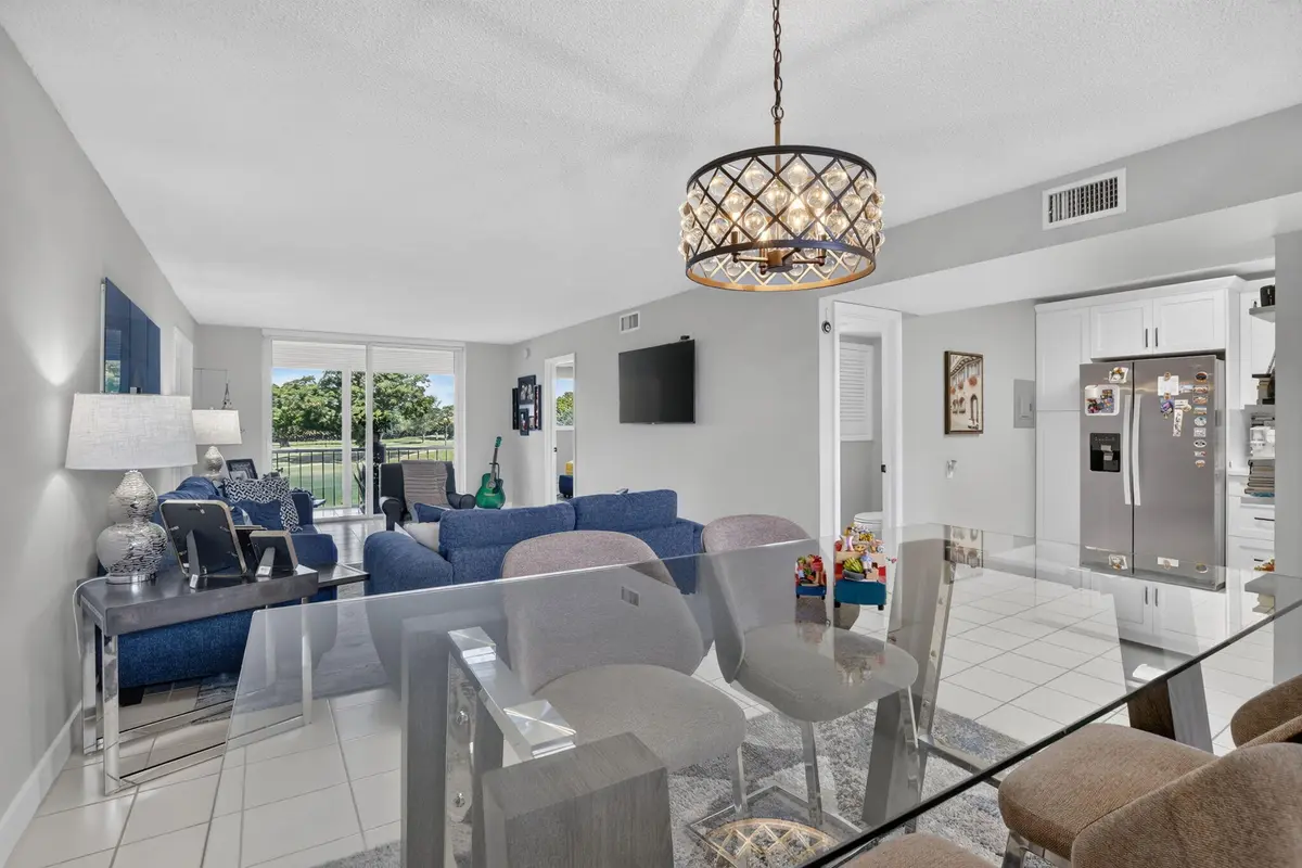 12-web-or-mls-_A7A3640 at 9923 S Hollybrook Lake Drive 305, Pembroke Pines