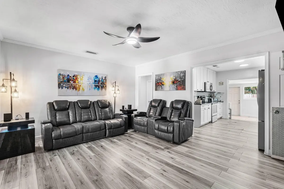 009-51236thStreet-WestPalmBeach-FL-33407 at 512 36th Street, West Palm Beach