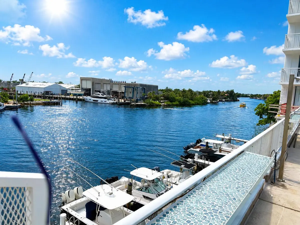 Intracoastal waterway at 1505 N Riverside Drive 1002, Pompano Beach