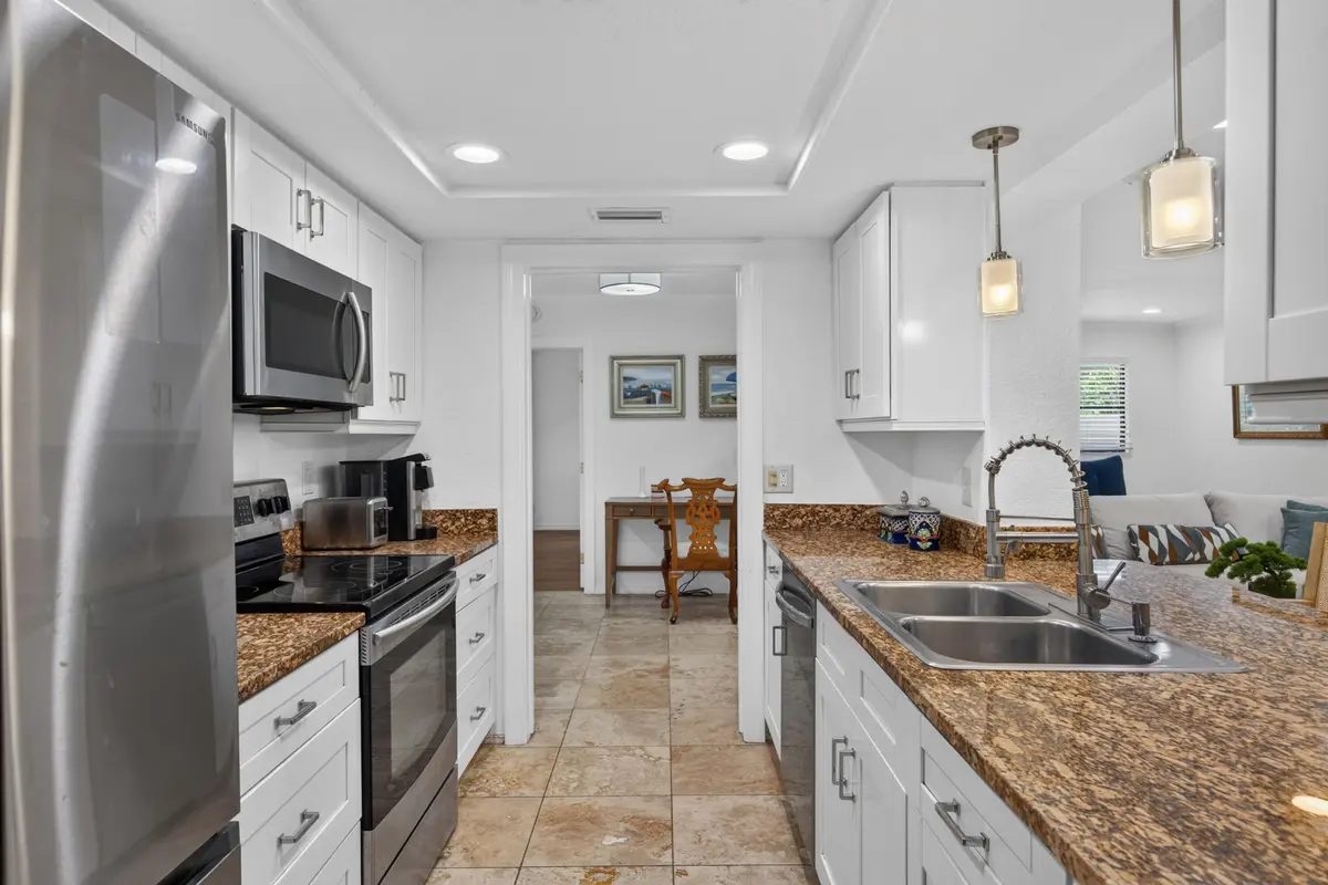 harris-33 at 4431 NE 28th Avenue, Lighthouse Point