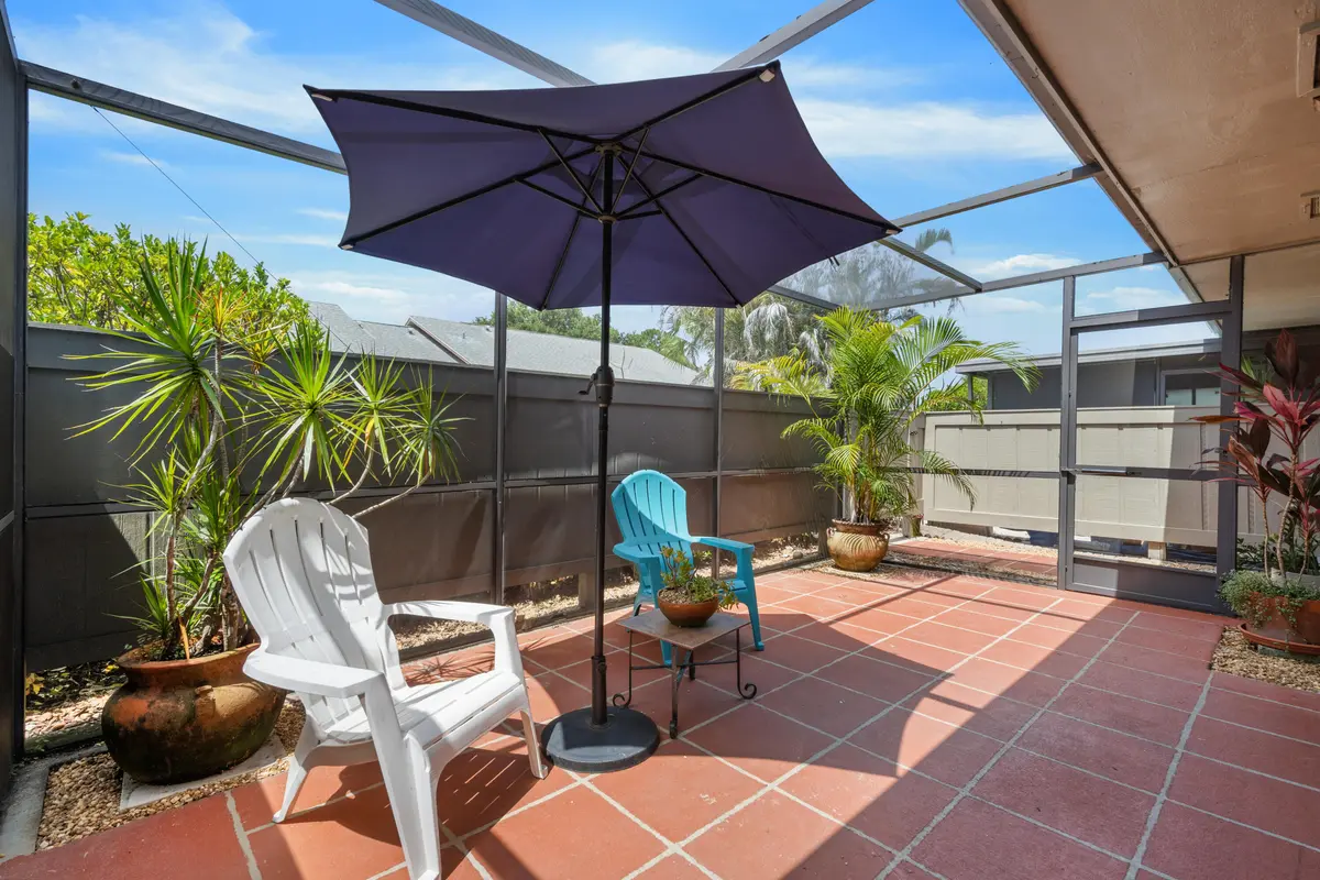Enjoy the outdoor Florida Lifestyle at 3981 NW Cinnamon Tree Circle, Jensen Beach
