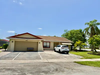 2000 NW 70th Lane, Margate – sold