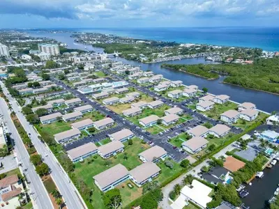 350 Horizons 302, Boynton Beach – Condominium for sale