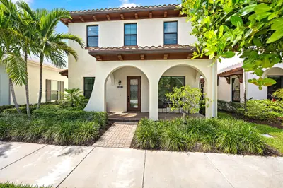 8023 Hobbes Way, Palm Beach Gardens – sold
