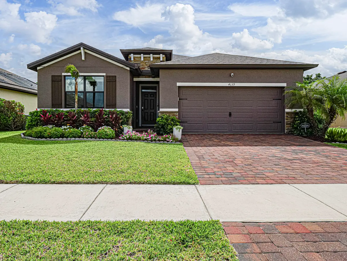 Front of Structure at 4139 Keeson Circle, Vero Beach