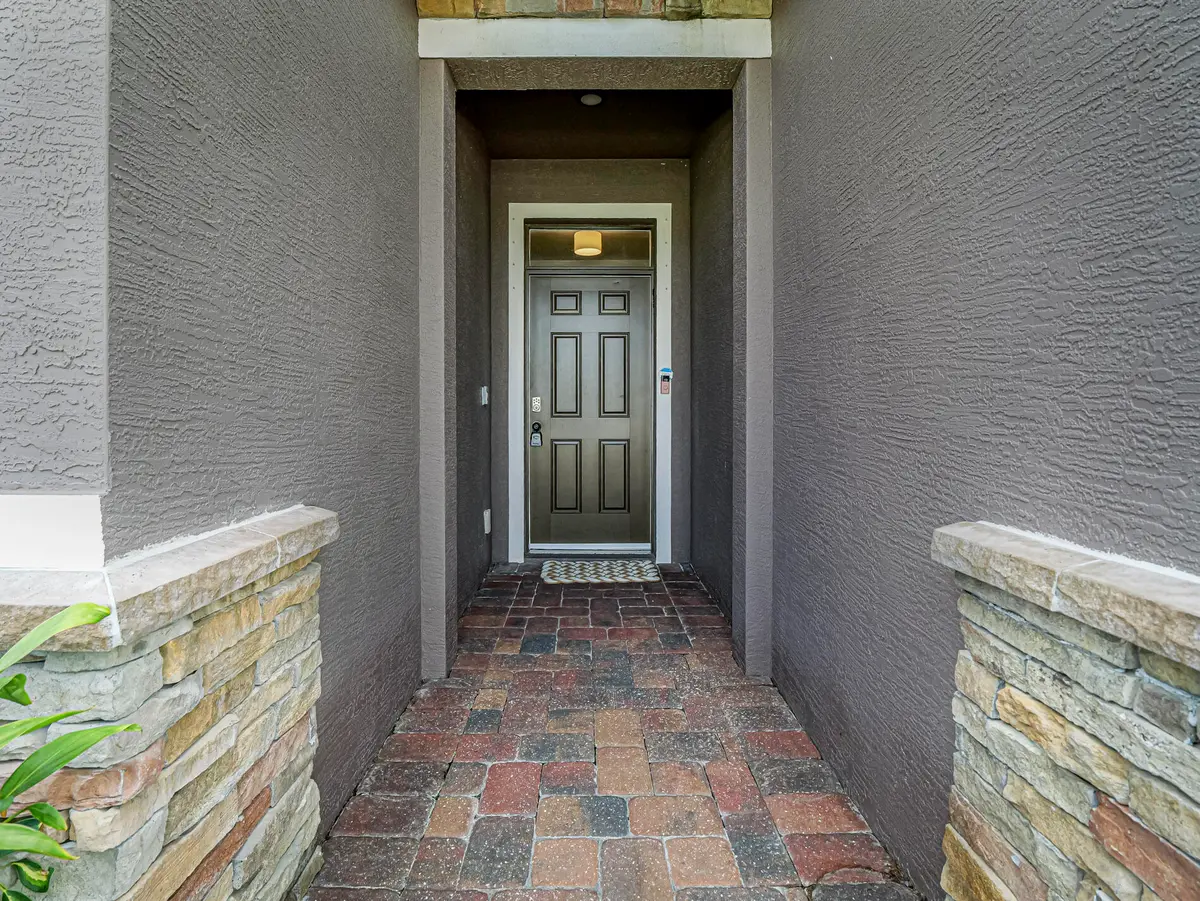Entrance at 4139 Keeson Circle, Vero Beach