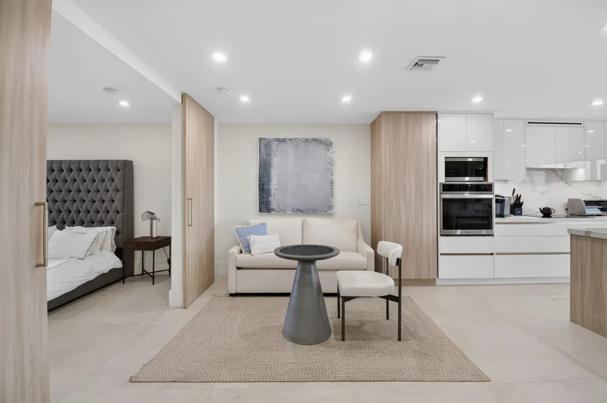 OPEN SEATING at 403 Bridgewood Court, Boca Raton