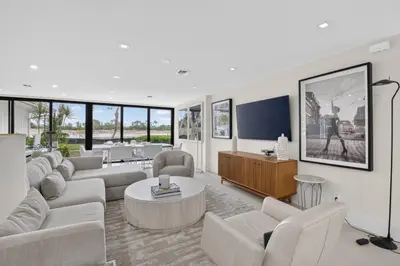 403 Bridgewood Court, Boca Raton – sold