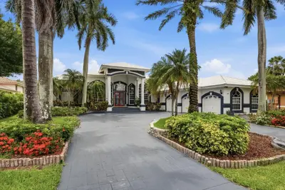 1716 NW 124th Way, Coral Springs – sold