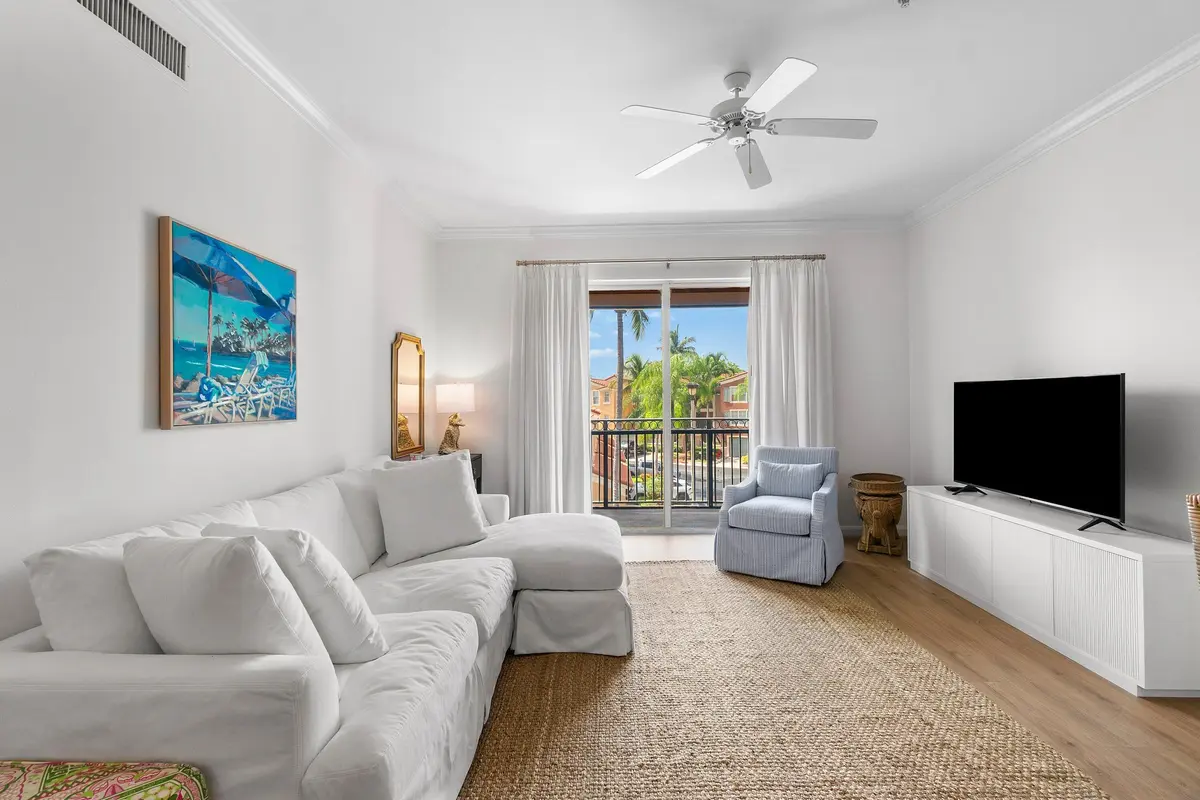 048-11740SaintAndrewsPlace-304-Wellingto at 11740 St Andrews Place 304, Wellington