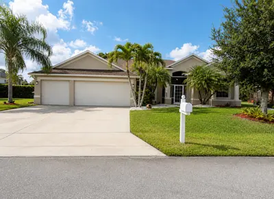 2811 Serenity Circle, Fort Pierce – Single Family Residence for sale