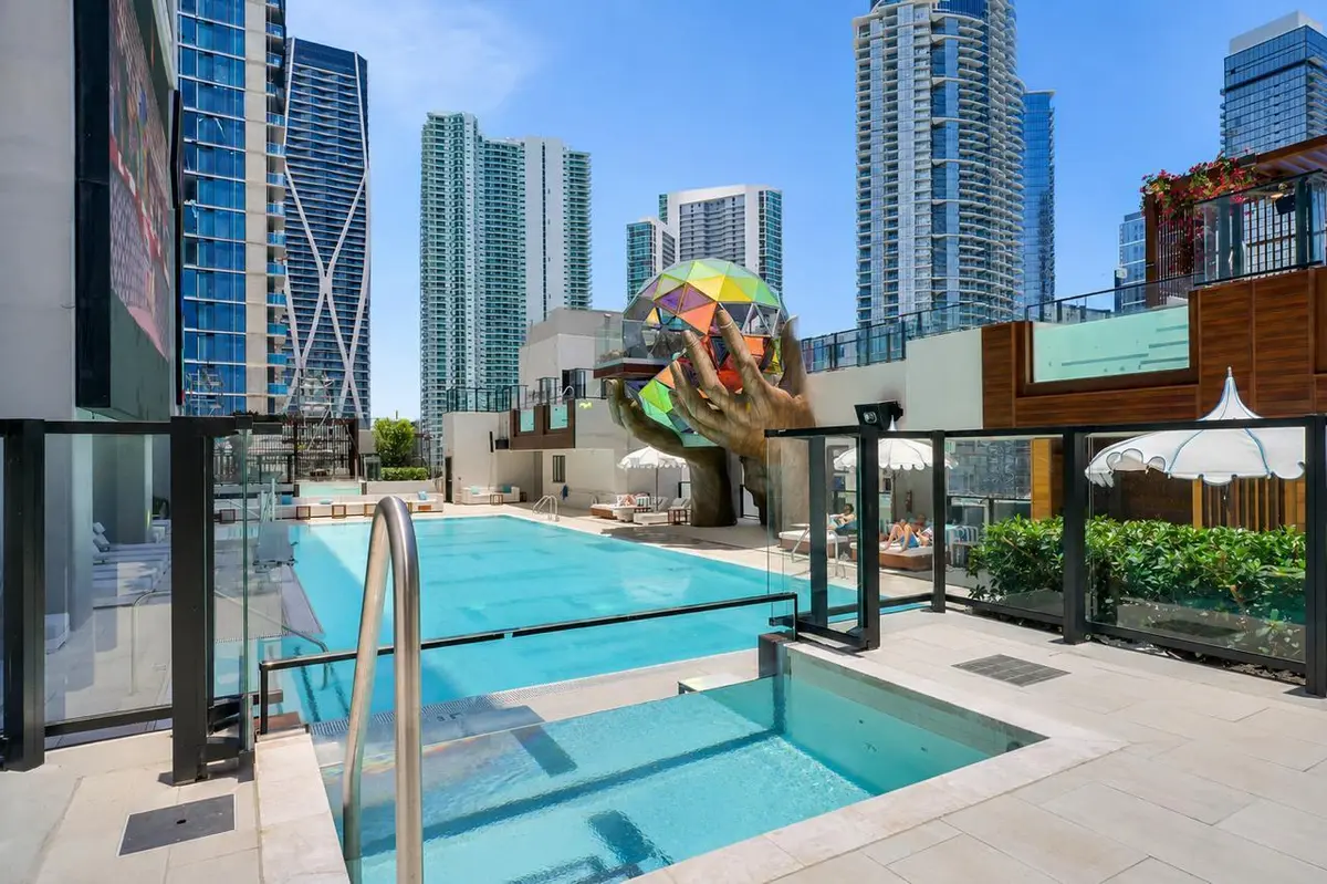 thumbnail (47) at 20 NE 11th Street 2709, Miami